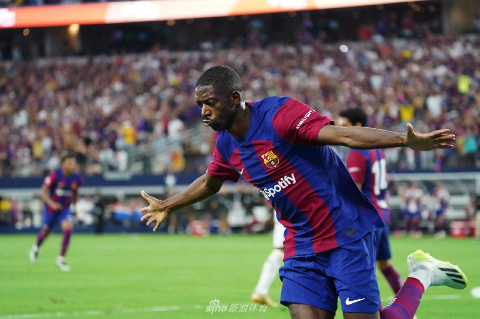 他既负责盯 他既负责盯